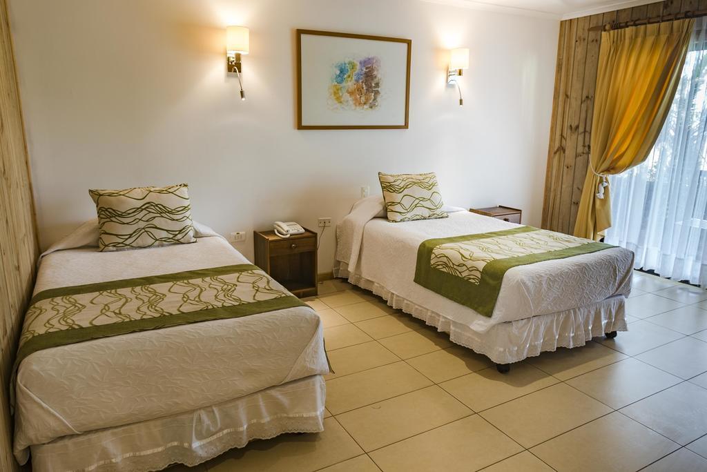 Taha Tai Hotel Hanga Roa Exterior photo